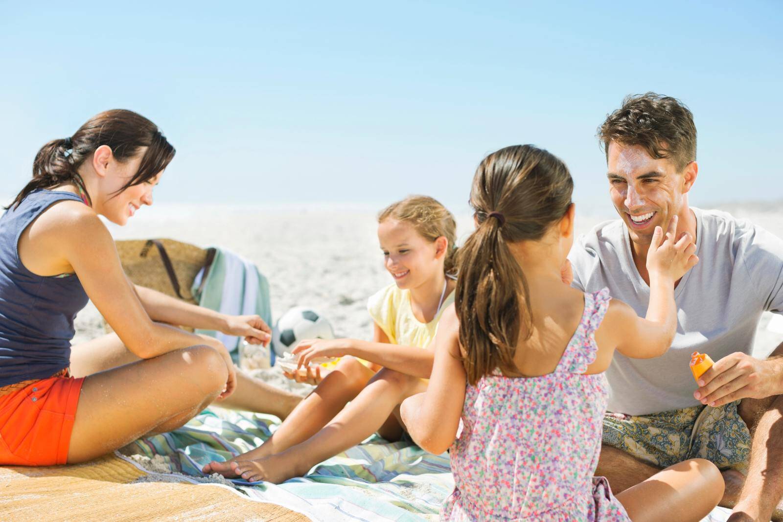 family beach sunscreen